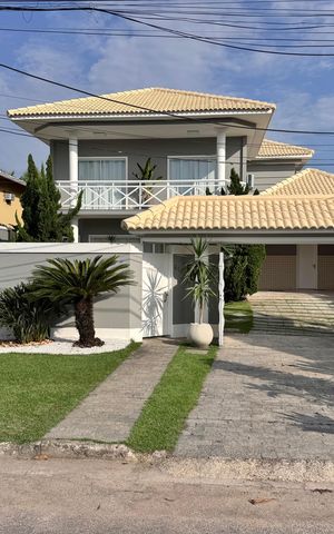 Casa de condomínio para alugar com 387m², 6 quartos e 2 vagas Casa de condomínio para alugar com 387m², 6 quartos e 2 vagasFachada