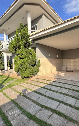 Casa de condomínio para alugar com 387m², 6 quartos e 2 vagas Casa de condomínio para alugar com 387m², 6 quartos e 2 vagasÁrea externa