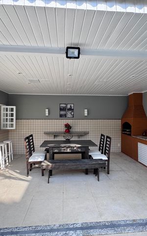 Casa de condomínio para alugar com 387m², 6 quartos e 2 vagas Casa de condomínio para alugar com 387m², 6 quartos e 2 vagasÁrea Gourmet