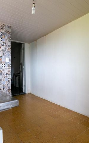 Casa à venda com 310m², 5 quartos e sem vaga Casa à venda com 310m², 5 quartos e sem vagaCozinha Casa 2