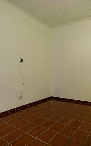 Casa à venda com 310m², 5 quartos e sem vaga Casa à venda com 310m², 5 quartos e sem vagaQuarto Casa 2