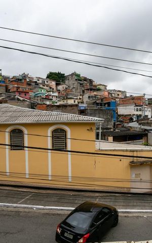 Casa à venda com 310m², 5 quartos e sem vaga Casa à venda com 310m², 5 quartos e sem vagaVista quarto 3