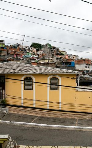 Casa à venda com 310m², 5 quartos e sem vaga Casa à venda com 310m², 5 quartos e sem vagaVista quarto 1