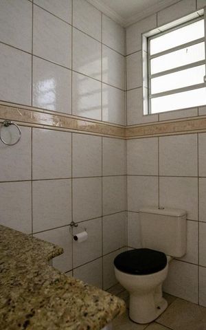 Casa à venda com 310m², 5 quartos e sem vaga