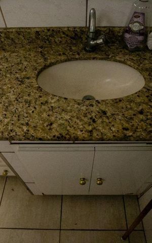 Casa à venda com 310m², 5 quartos e sem vaga