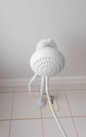 Apartamento à venda com 135m², 3 quartos e 2 vagas Apartamento à venda com 135m², 3 quartos e 2 vagasBanheiro da Suíte
