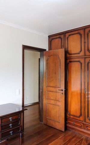 Apartamento à venda com 190m², 4 quartos e 4 vagasQuarto 2
