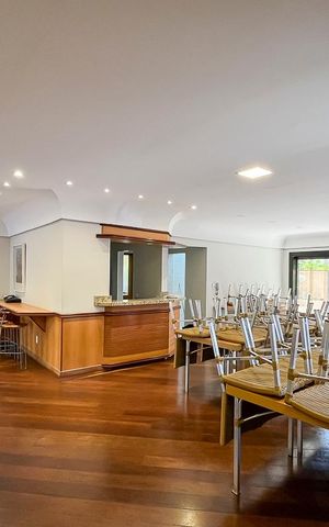 Apartamento à venda com 190m², 4 quartos e 4 vagasÁrea comum