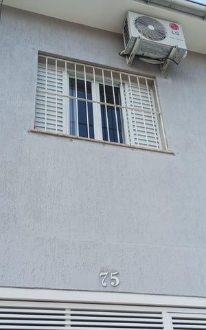 Casa à venda com 120m², 3 quartos e 1 vaga Casa à venda com 120m², 3 quartos e 1 vagaFachada