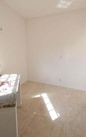 Casa para alugar com 80m², 2 quartos e 2 vagasCozinha