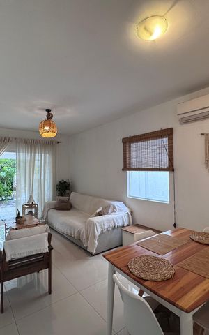 Casa de condomínio à venda com 60m², 2 quartos e 2 vagas Casa de condomínio à venda com 60m², 2 quartos e 2 vagasSala