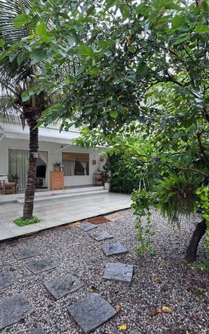 Casa de condomínio à venda com 60m², 2 quartos e 2 vagas Casa de condomínio à venda com 60m², 2 quartos e 2 vagasÁrea externa