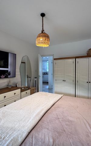 Casa de condomínio à venda com 60m², 2 quartos e 2 vagas Casa de condomínio à venda com 60m², 2 quartos e 2 vagasQuarto 1