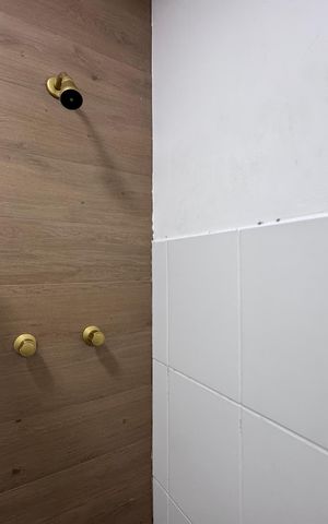 Casa de condomínio à venda com 60m², 2 quartos e 2 vagas Casa de condomínio à venda com 60m², 2 quartos e 2 vagasBanheiro Social