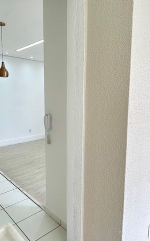 Apartamento à venda com 47m², 2 quartos e 1 vaga Apartamento à venda com 47m², 2 quartos e 1 vagaÁrea de Serviço