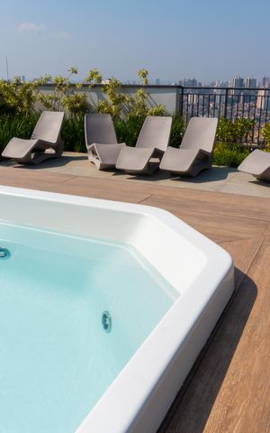 Studio à venda com 35m², 1 quarto e sem vaga Studio à venda com 35m², 1 quarto e sem vagaÁrea comum - Jacuzzi