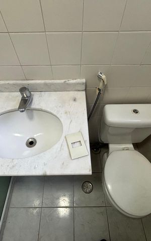Apartamento à venda com 51m², 2 quartos e 1 vagaBanheiro social