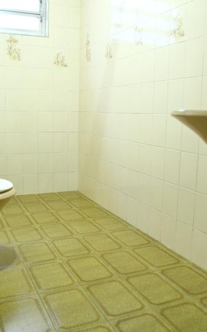 Casa à venda com 179m², 3 quartos e 2 vagasBanheiro 1