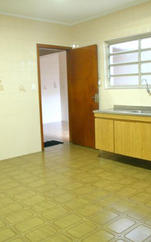 Casa à venda com 179m², 3 quartos e 2 vagasCozinha