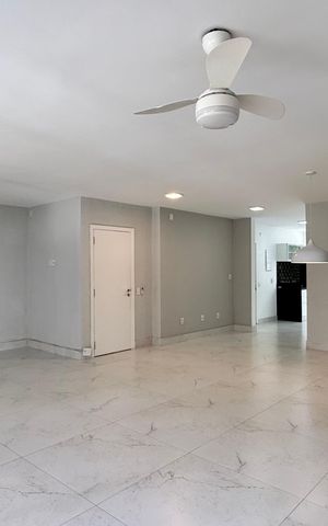 Apartamento para alugar com 185m², 4 quartos e 1 vaga Apartamento para alugar com 185m², 4 quartos e 1 vagaSala
