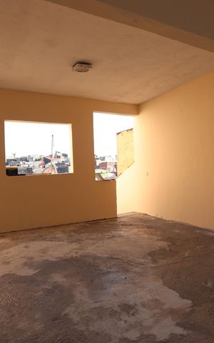 Casa à venda com 125m², 2 quartos e 2 vagasGaragem