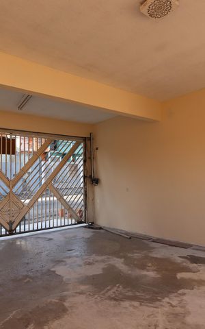 Casa à venda com 125m², 2 quartos e 2 vagasGaragem