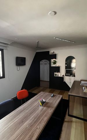 Casa para alugar com 216m², 4 quartos e 2 vagas Casa para alugar com 216m², 4 quartos e 2 vagasSuíte 1