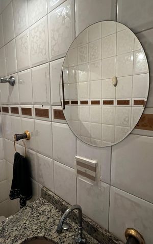 Casa para alugar com 216m², 4 quartos e 2 vagas Casa para alugar com 216m², 4 quartos e 2 vagasLavabo