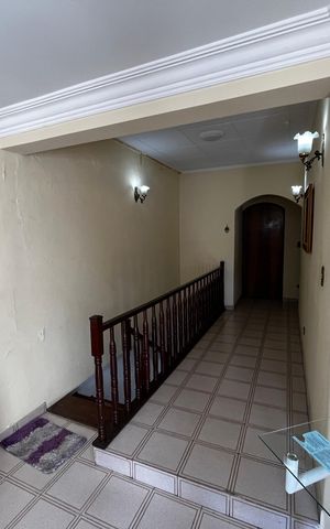 Casa para alugar com 216m², 4 quartos e 2 vagas Casa para alugar com 216m², 4 quartos e 2 vagasCopa