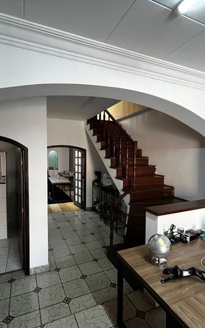 Casa para alugar com 216m², 4 quartos e 2 vagas Casa para alugar com 216m², 4 quartos e 2 vagasSala 2