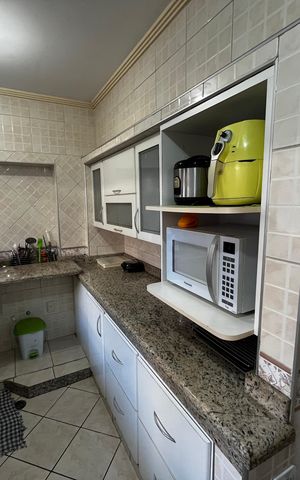 Casa para alugar com 216m², 4 quartos e 2 vagas Casa para alugar com 216m², 4 quartos e 2 vagasCozinha