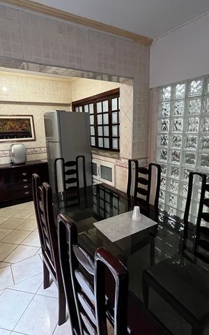 Casa para alugar com 216m², 4 quartos e 2 vagas Casa para alugar com 216m², 4 quartos e 2 vagasSala de Jantar