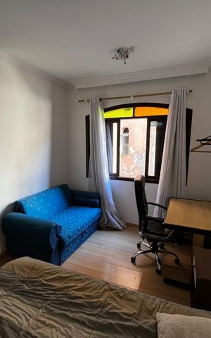 Casa para alugar com 216m², 4 quartos e 2 vagas Casa para alugar com 216m², 4 quartos e 2 vagasSuíte 1