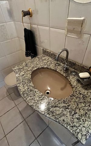 Casa para alugar com 216m², 4 quartos e 2 vagas Casa para alugar com 216m², 4 quartos e 2 vagasLavabo