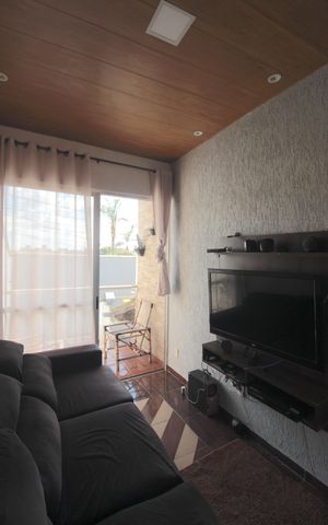 Casa à venda com 200m², 4 quartos e 5 vagasSala de TV