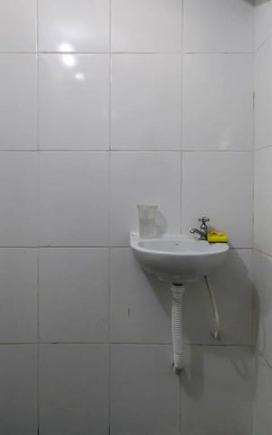 Casa à venda com 200m², 3 quartos e 4 vagas Casa à venda com 200m², 3 quartos e 4 vagasBanheiro de serviço