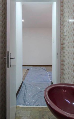 Casa à venda com 200m², 3 quartos e 4 vagas Casa à venda com 200m², 3 quartos e 4 vagasLavabo