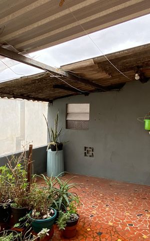 Casa à venda com 125m², 4 quartos e 2 vagas Casa à venda com 125m², 4 quartos e 2 vagasÁrea externa