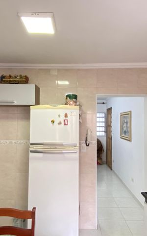 Casa à venda com 125m², 4 quartos e 2 vagas Casa à venda com 125m², 4 quartos e 2 vagasCozinha