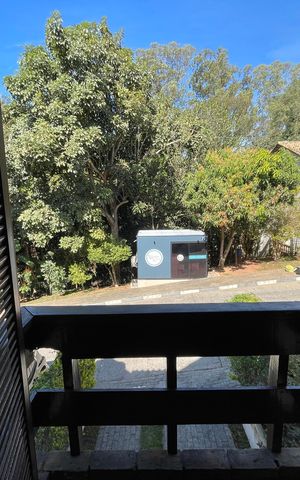 Casa de condomínio para alugar com 85m², 2 quartos e 1 vagaVaranda