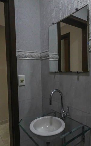 Casa à venda com 270m², 4 quartos e 6 vagas Casa à venda com 270m², 4 quartos e 6 vagasLavabo
