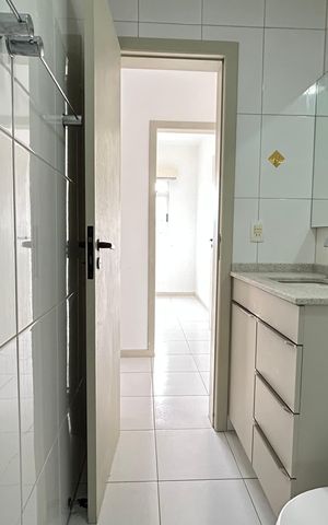 Apartamento para alugar com 119m², 3 quartos e 2 vagas Apartamento para alugar com 119m², 3 quartos e 2 vagasBanheiro social