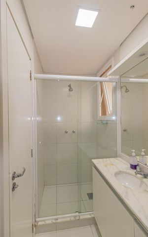 Apartamento à venda com 100m², 3 quartos e 1 vaga Apartamento à venda com 100m², 3 quartos e 1 vagaBanheiro da Suíte