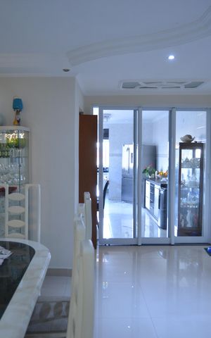 Casa para alugar com 390m², 3 quartos e 3 vagasSala