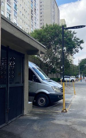 Apartamento à venda com 51m², 2 quartos e 1 vaga Apartamento à venda com 51m², 2 quartos e 1 vagaPlaca