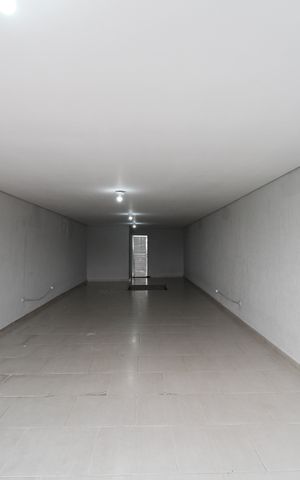 Casa à venda com 320m², 3 quartos e 4 vagasTerraço