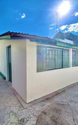Casa à venda com 130m², 2 quartos e 1 vaga Casa à venda com 130m², 2 quartos e 1 vagaÁrea Externa