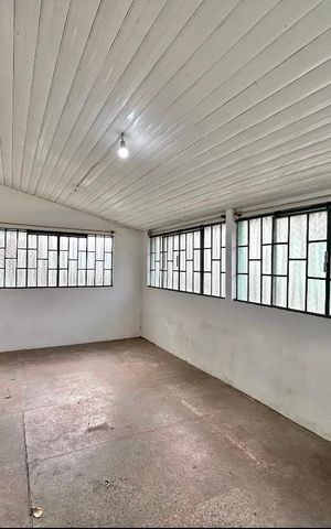 Casa à venda com 130m², 2 quartos e 1 vaga Casa à venda com 130m², 2 quartos e 1 vagaÁrea de Serviço