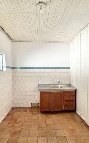 Casa à venda com 130m², 2 quartos e 1 vaga Casa à venda com 130m², 2 quartos e 1 vagaCozinha