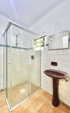 Casa à venda com 130m², 2 quartos e 1 vaga Casa à venda com 130m², 2 quartos e 1 vagaBanheiro Social